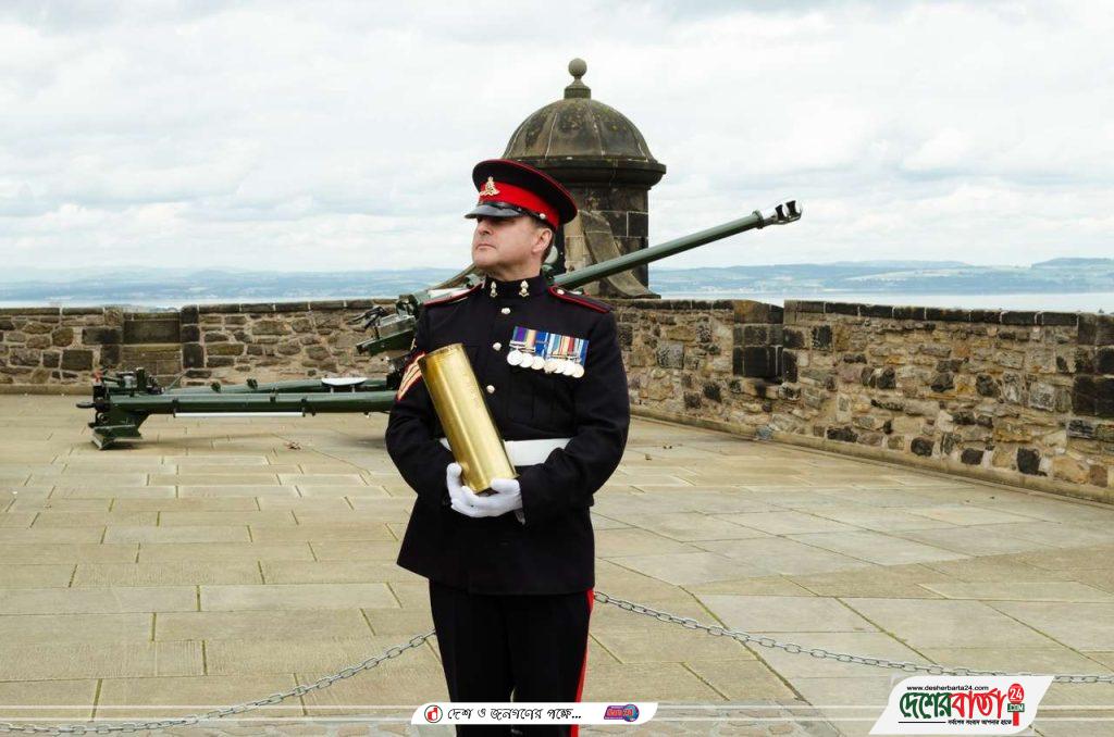 person-military-soldier-army-profession-navy-64969-pxhere.com