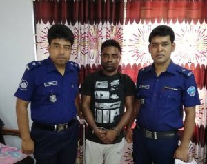 হত্যা মামলার আসামী গ্রেফতার ২৮-৪-১৯