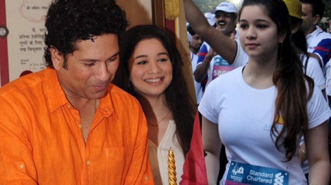 sachin-tendulkar-with-wife-daughter