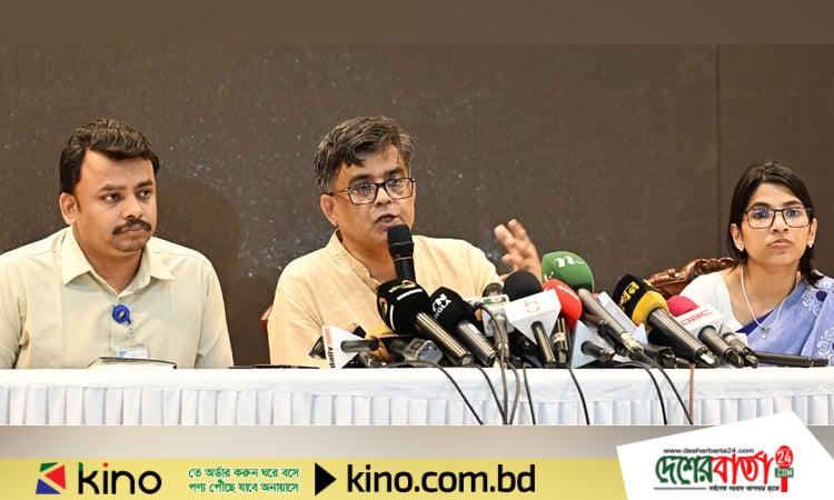 আজ ফরেন সার্ভিস একাডেমিতে প্রধান উপদেষ্টার প্রেস সচিব শফিকুল আলম সাংবাদিকদের সঙ্গে কথা বলেন। ছবি: পিআইডি